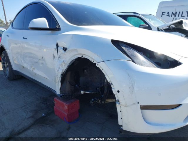 7SAYGDEF3NF547441 Tesla Model Y Performance Dual Motor All-wheel Drive
