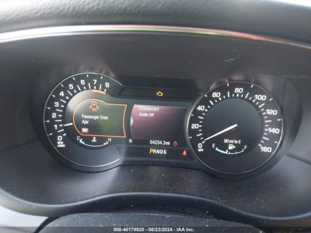 5LMCJ1C97GUJ12607 Lincoln Mkc Premier