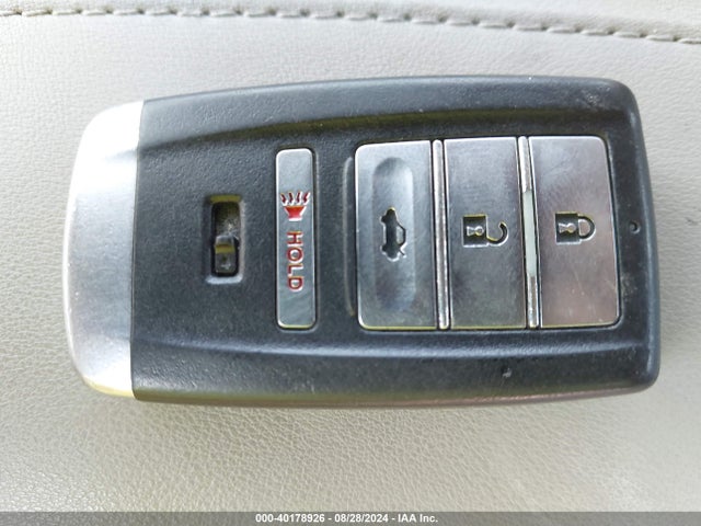 19UUB1F53FA023409 Acura TLX TECH