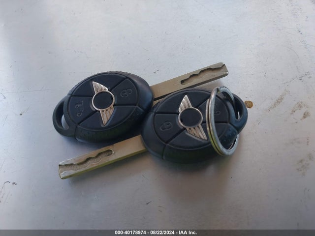 2006 MINI COOPER WMWRC33596TJ76167 Photo 10