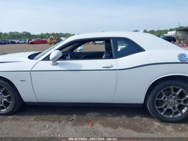 2C3CDZGGXHH580958 Dodge Challenger Gt