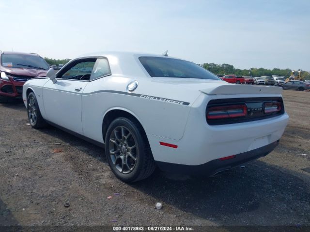 2C3CDZGGXHH580958 Dodge Challenger Gt