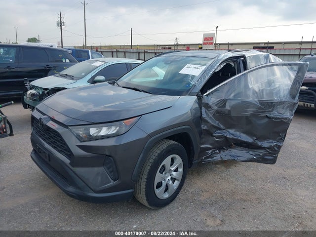 Toyota RAV4 LE 2020 2T3H1RFV0LC046758 Image 2