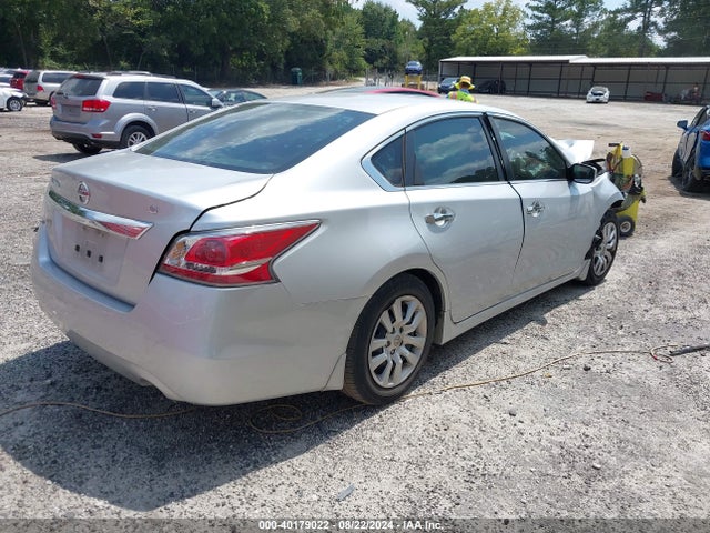 Nissan Altima 2.5 S 2015 1N4AL3AP5FC486276 Image 4