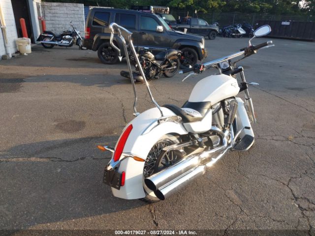 2013 VICTORY MOTORCYCLES BOARDWALK 5VPRB36N7D3022735 Photo 3