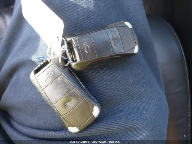 2005 PORSCHE CAYENNE WP1AC29P45LA91866 Photo 10