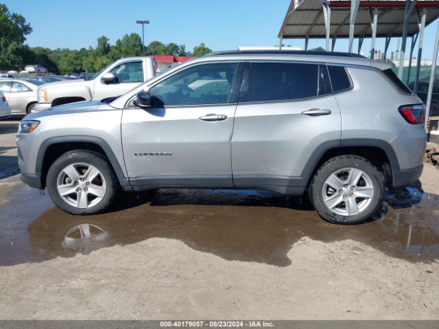 3C4NJDBB0NT127155 Jeep Compass Latitude 4x4