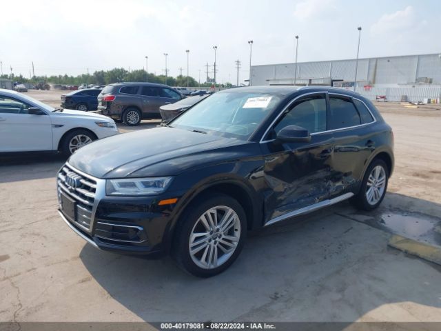 WA1CNAFY5J2205346 Audi Q5 2.0t Premium/2.0t Tech Premium