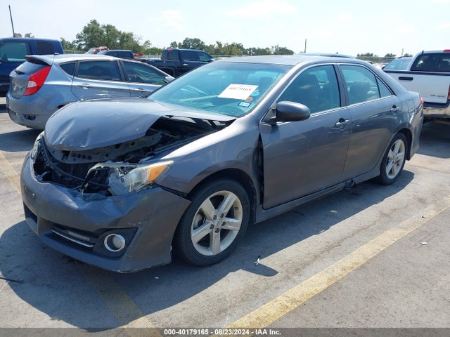 Toyota CAMRY SE 2014 4T1BF1FK1EU829807 Image 2