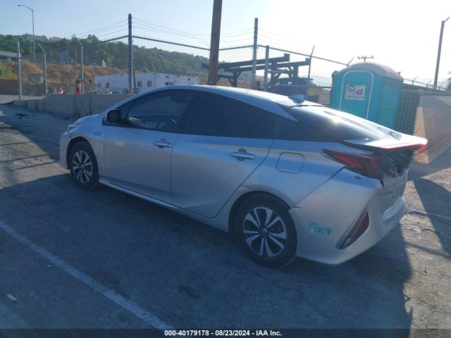 JTDKARFP6H3037014 Toyota Prius Prime Premium