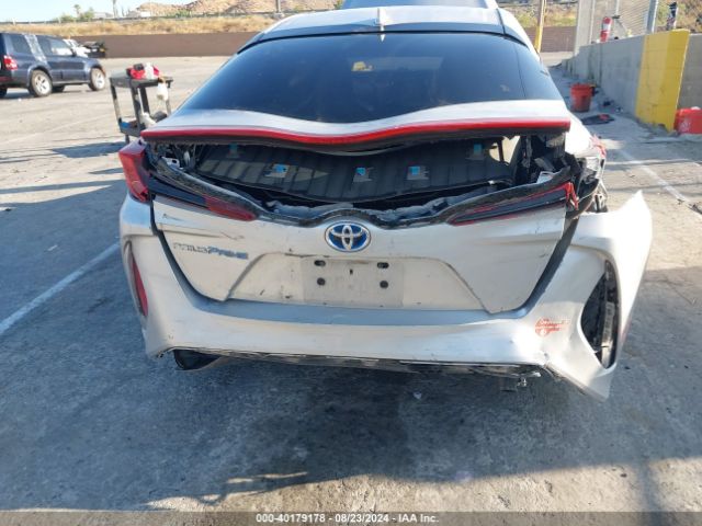 JTDKARFP6H3037014 Toyota Prius Prime Premium