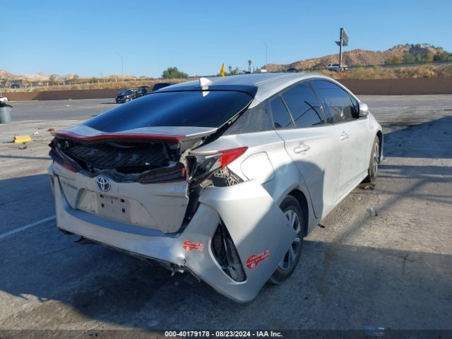 JTDKARFP6H3037014 Toyota Prius Prime Premium