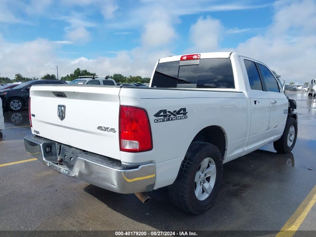 1C6RR7GT4HS646574 RAM 1500 Slt Quad Cab 4x4 6'4 Box