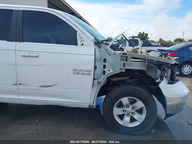 1C6RR7GT4HS646574 RAM 1500 Slt Quad Cab 4x4 6'4 Box