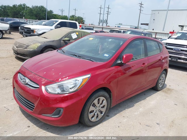 Hyundai ACCENT SE 2017 KMHCT5AE4HU363395 Image 2