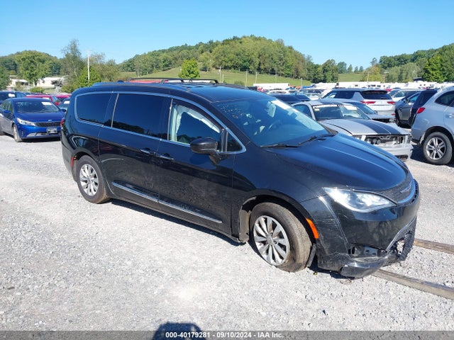 2019 2C4RC1BG6KR748842 main image