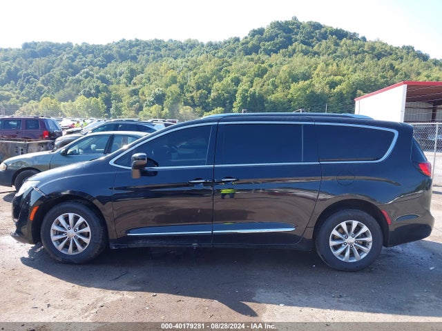 Chrysler Pacifica Touring L 2019 2C4RC1BG6KR748842 Image 14