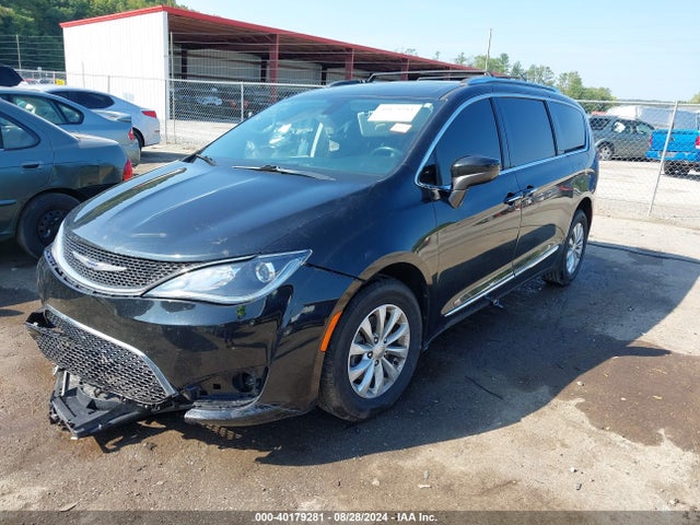 2C4RC1BG6KR748842 Chrysler Pacifica Touring L
