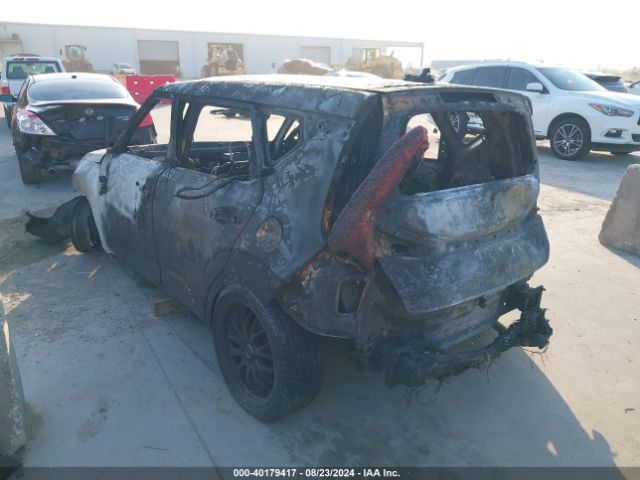 KNDJ63AU9L7015310 KIA Soul Gt-line