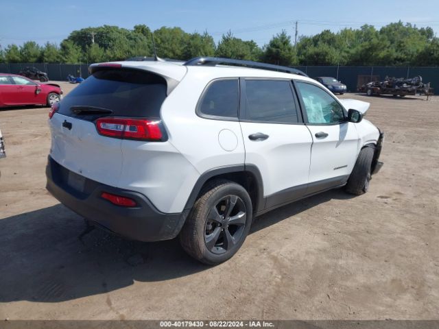 1C4PJLAB7HW654497 Jeep Cherokee Altitude Fwd
