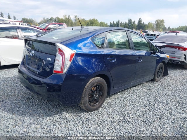Toyota Prius Two 2014 JTDKN3DU1E1785591 Image 4