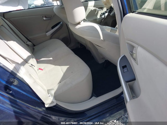Toyota Prius Two 2014 JTDKN3DU1E1785591 Image 8