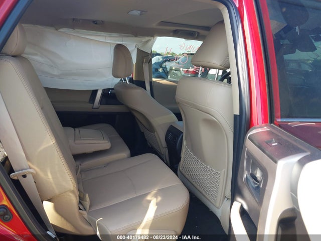 Toyota 4runner Limited 2024 JTEKU5JRXR6243652 Image 8