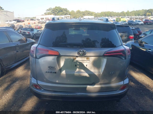 Toyota RAV4 LE 2018 JTMZFREV1JJ176839 Image 16