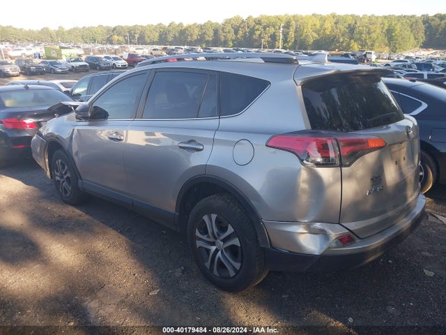 Toyota RAV4 LE 2018 JTMZFREV1JJ176839 Image 3