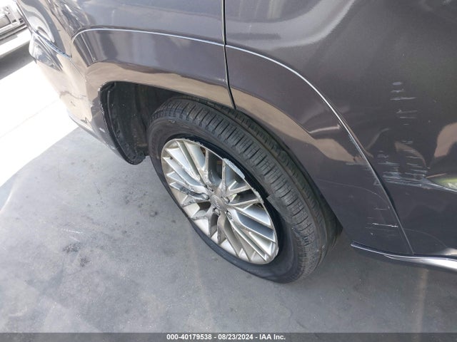 1C4RJEJG7JC209006 Jeep Grand Cherokee Summit 4x2