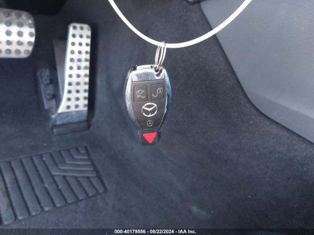 Mercedes-Benz E 350 2014 WDDHF5KB6EB024544 Image 11