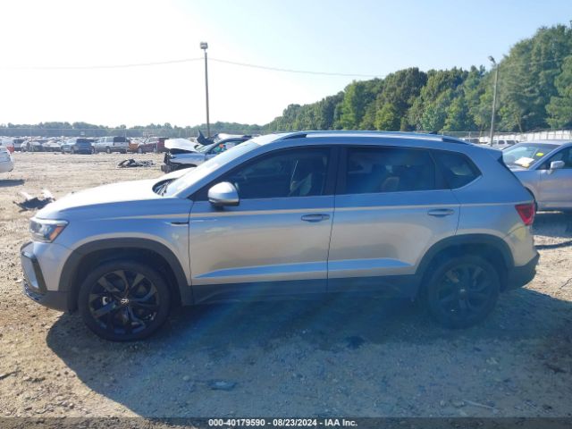 3VVEX7B24PM375259 Volkswagen Taos 1.5t Se