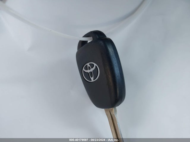 Toyota COROLLA SE 2017 5YFBURHE2HP660446 Image 11