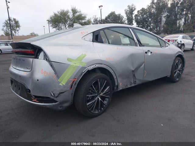 Toyota PRIUS XLE 2023 JTDACAAU3P3003583 Image 6