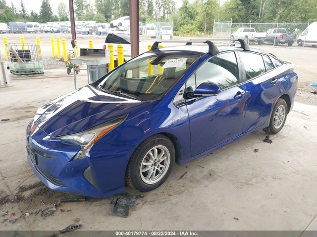 Toyota Prius Two 2018 JTDKBRFU3J3595752 Image 2