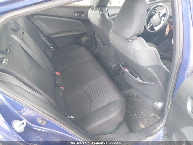 Toyota Prius Two 2018 JTDKBRFU3J3595752 Image 8