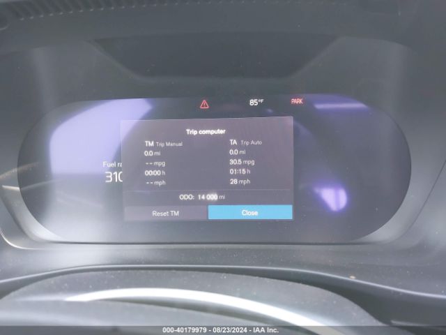 YV4L12UE3R2248561 Volvo Xc40 B5 Plus Bright Theme
