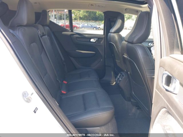 YV4L12UE3R2248561 Volvo Xc40 B5 Plus Bright Theme