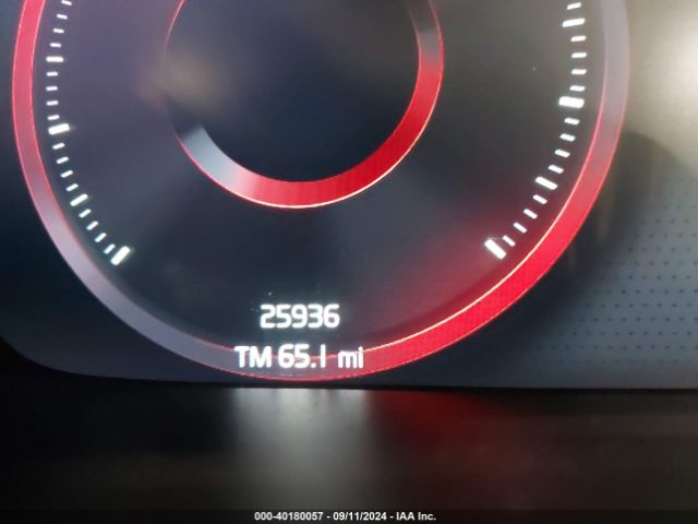 2022 VOLVO XC40 YV4162UMXN2655321 Photo 6