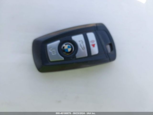 WBA5A5C53FD521140 BMW 528I