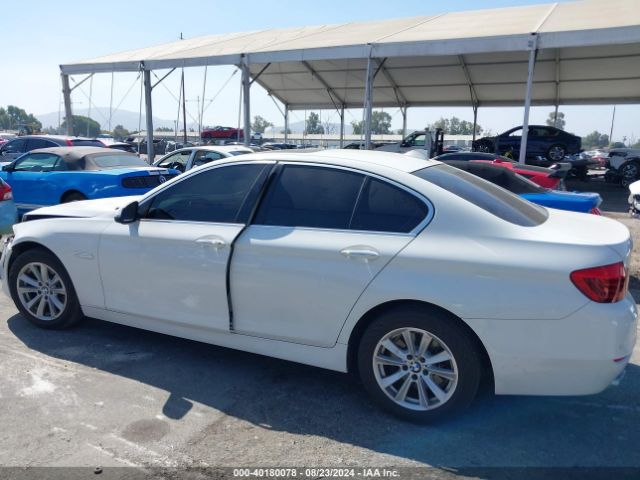 WBA5A5C53FD521140 BMW 528I