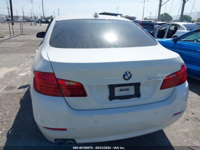 WBA5A5C53FD521140 BMW 528I