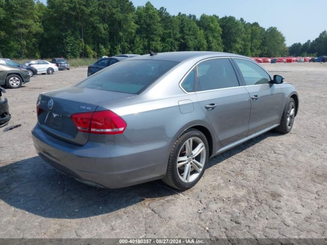 1VWBT7A31EC093194 Volkswagen Passat 1.8t Se
