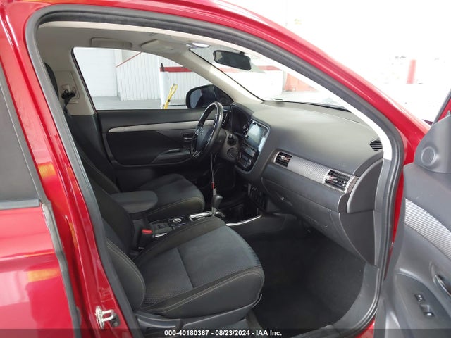 2017 MITSUBISHI OUTLANDER JA4AZ3A36HZ030769 Photo 4