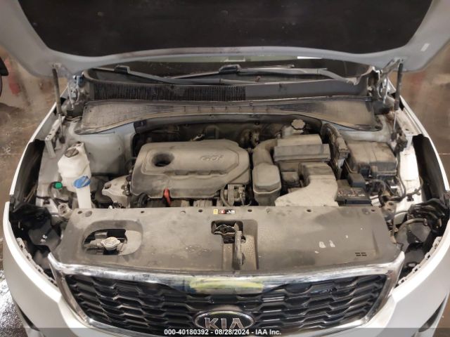 5XYPGDA32KG436968 KIA Sorento 2.4l Lx