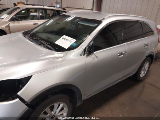 5XYPGDA32KG436968 KIA Sorento 2.4l Lx