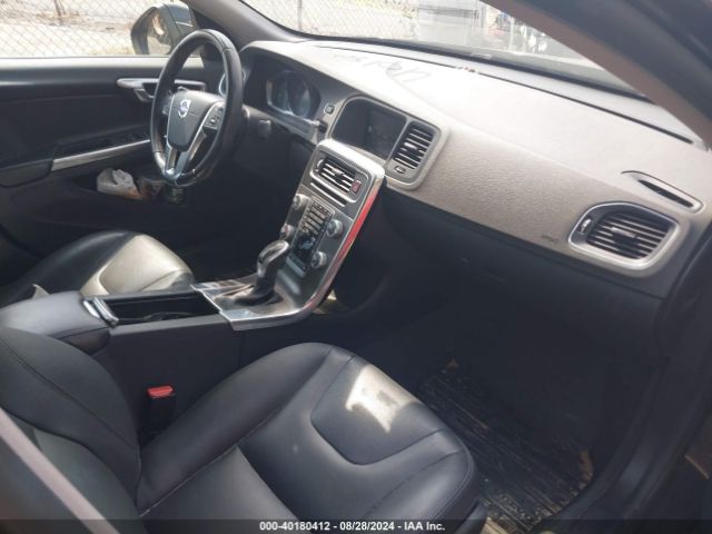 YV1612TK6G2412044 Volvo S60 T5 Premier