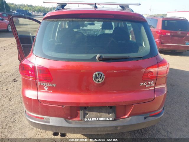 WVGBV7AX2FW104067 Volkswagen TIGUAN S