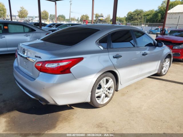 1N4BL3AP2HC298662 Nissan Altima 3.5 Sl
