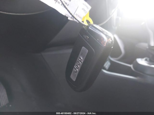 ZACCJABB6JPG90413 Jeep Renegade Latitude Fwd